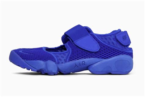 nike air rift sizing